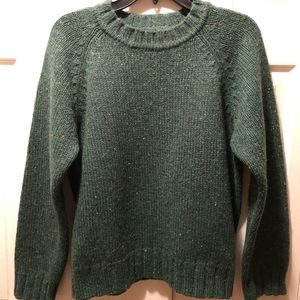 ABERCROMBIE & FINCH- heavy weight sweater 🌹